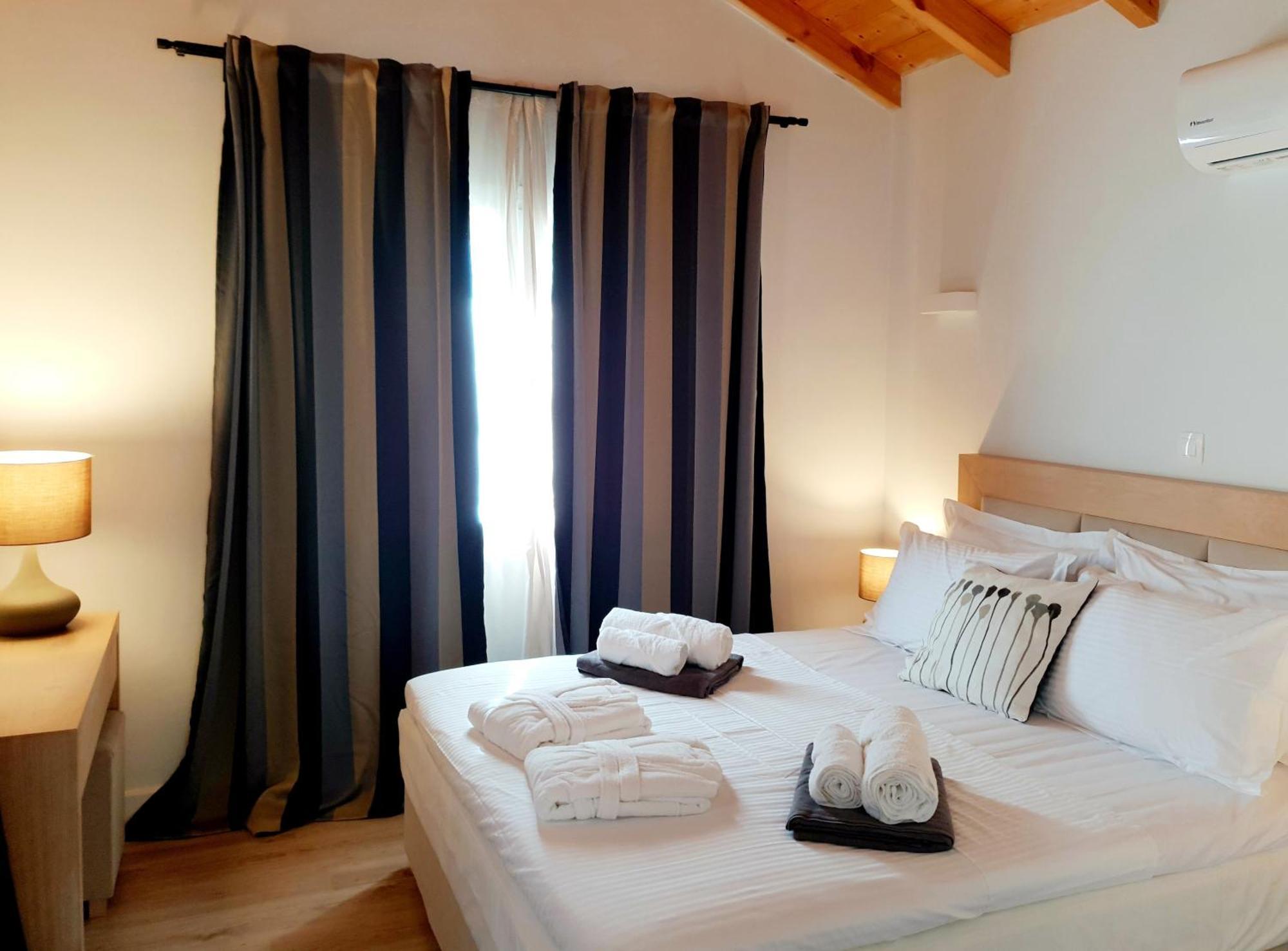 Reiki Villas Erikousa Ereikoussa ภายนอก รูปภาพ